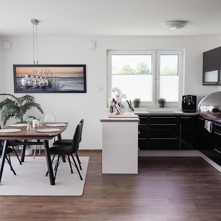 Moderne Ferienwohnung Mit Seeblick & Terrasse 96Qm Grossraeschen Exterior foto